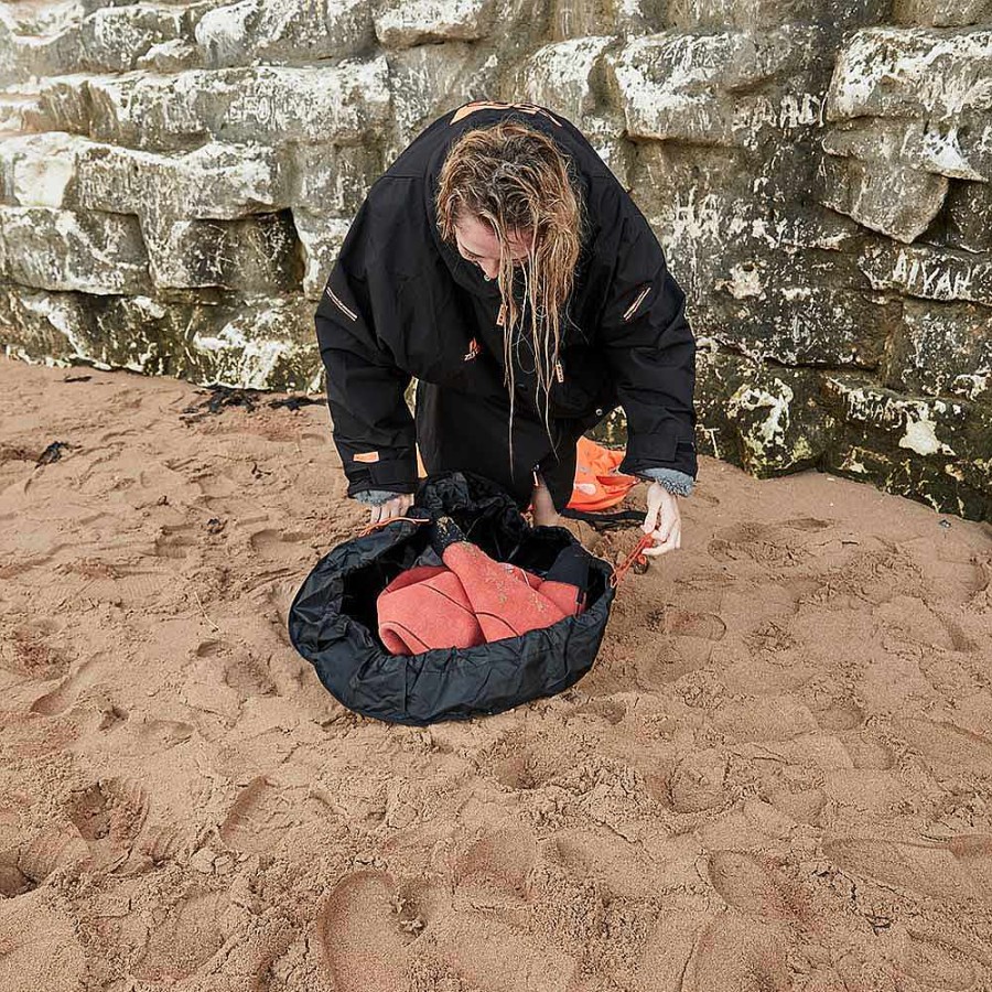 Women Zone3 Training | Wetsuit Changing Mat